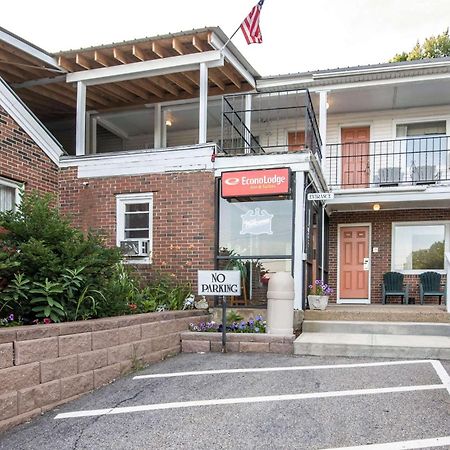 Tiltonlodge Inn & Suites Buitenkant foto