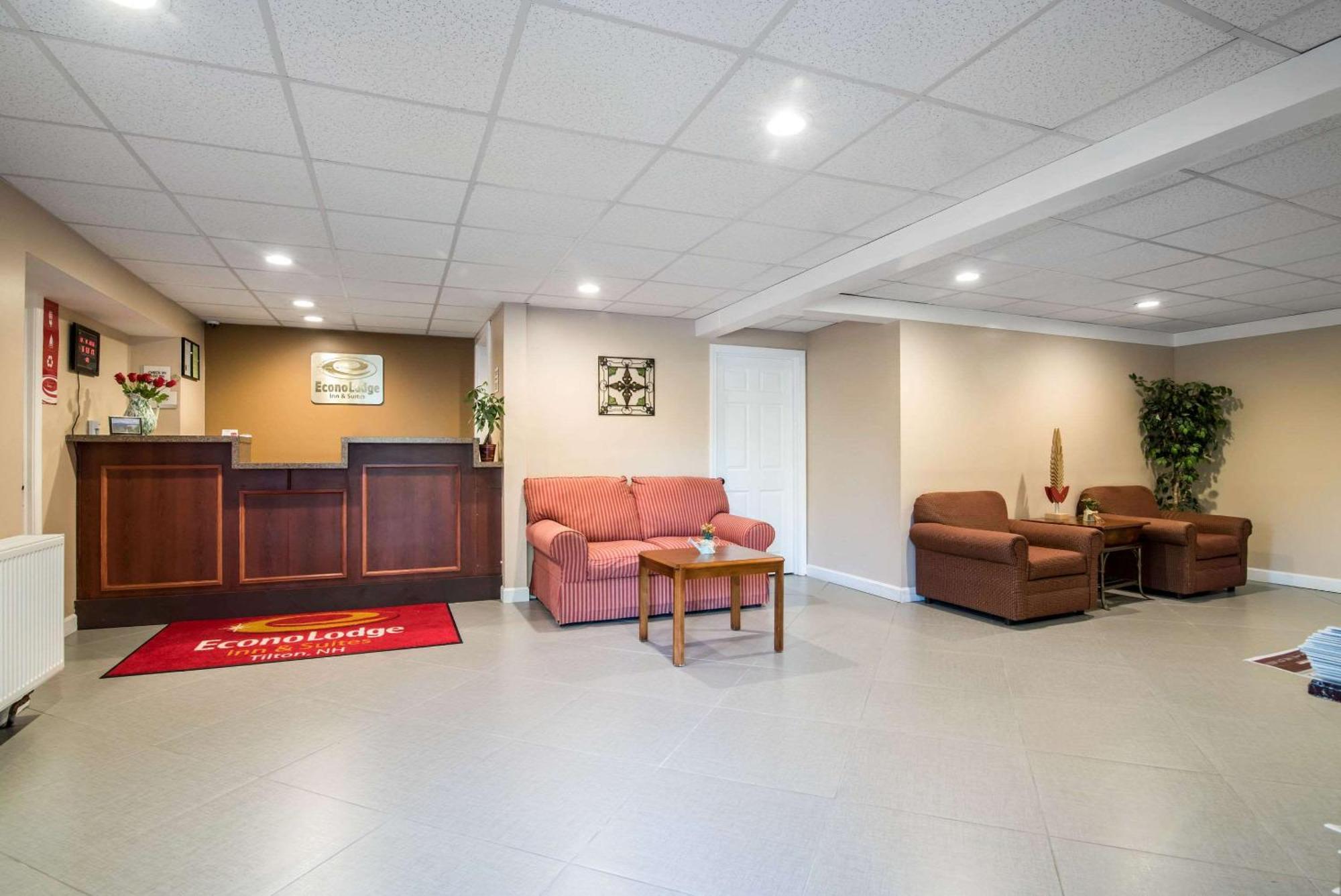 Tiltonlodge Inn & Suites Buitenkant foto