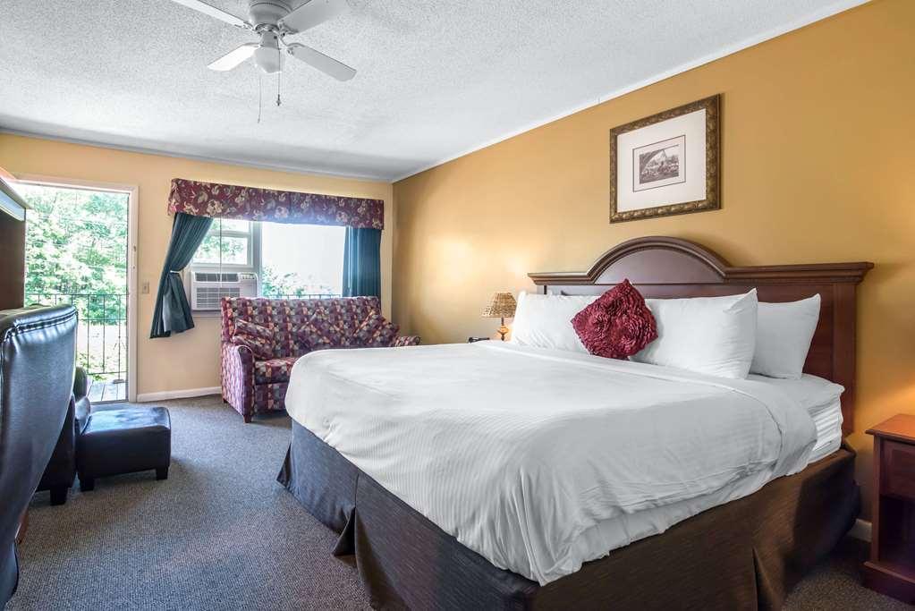 Tiltonlodge Inn & Suites Kamer foto
